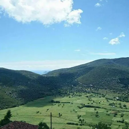 公寓 Manto Lefkada *